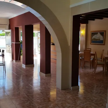 Riviera Menorca Hotel 2*