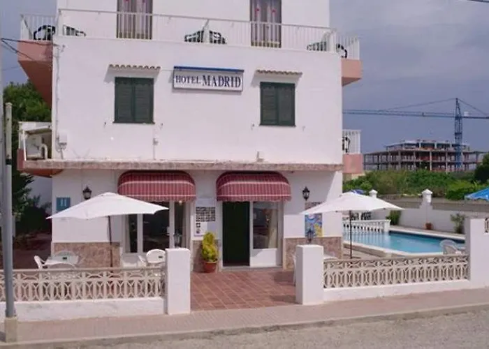 호텔 Riviera Menorca 2*